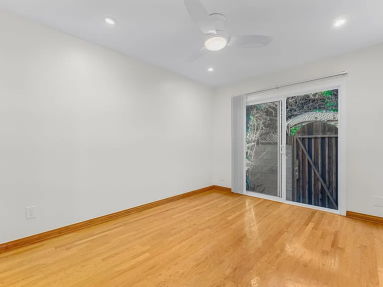 1701 Washington Way #2 — Photo 11