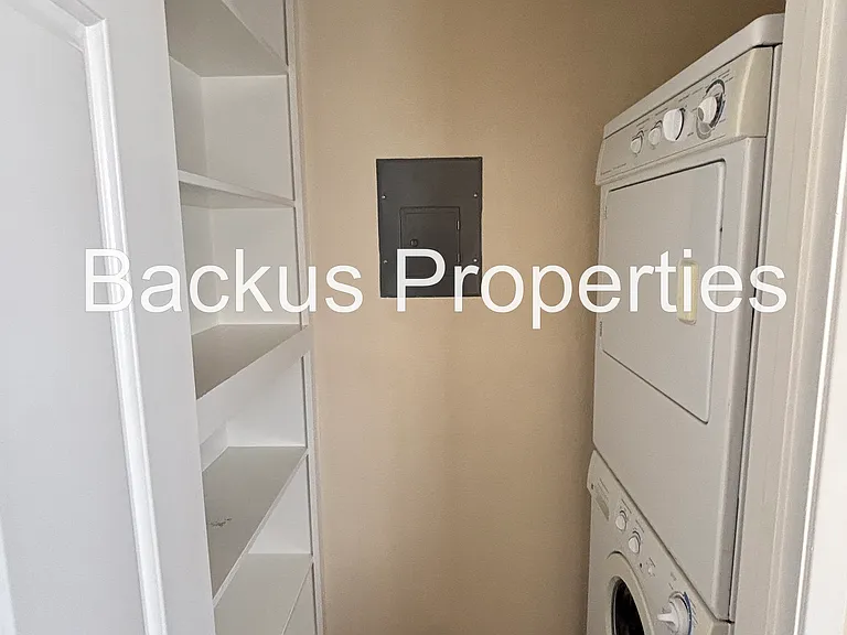 1054 Padre Dr #4 — Photo 11