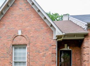 3551 Bishops Gate Dr, Memphis, TN 38115