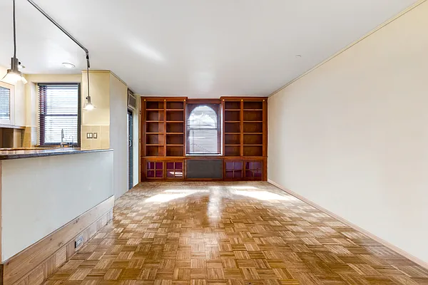 Sold by Compass | media 20