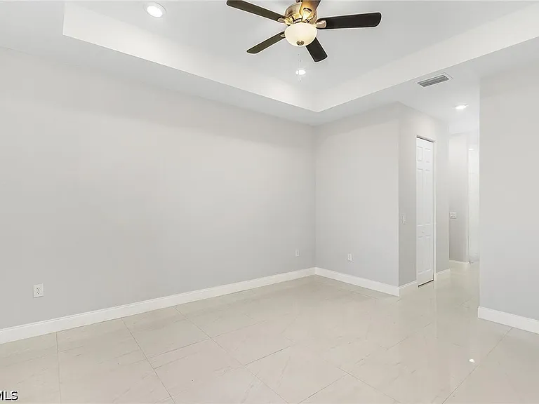 2045 NW 3rd St — Photo 14