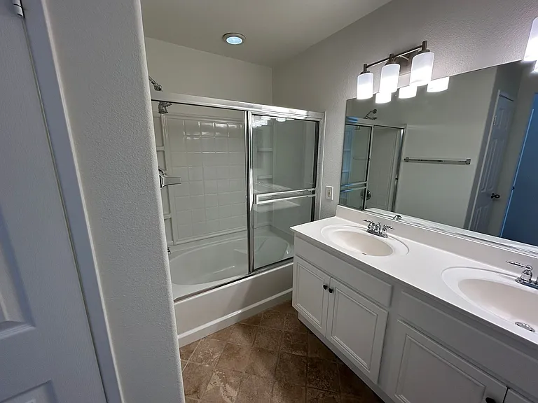 16938 Hutchins Lndg #107 — Photo 23