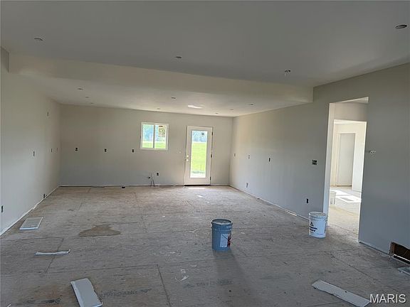 4th image of 3554 Brahma Dr