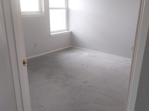 5th image of 1835 Queen Anne Ave N #18763970