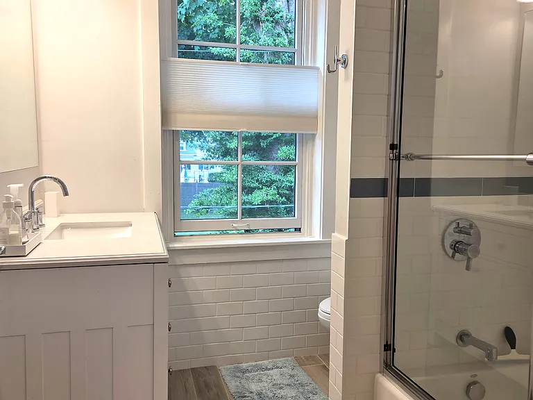 364 Bellevue Ave #CH201 — Photo 11