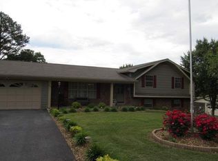 2105 Tomahawk Cir NW, Cleveland, TN 37312