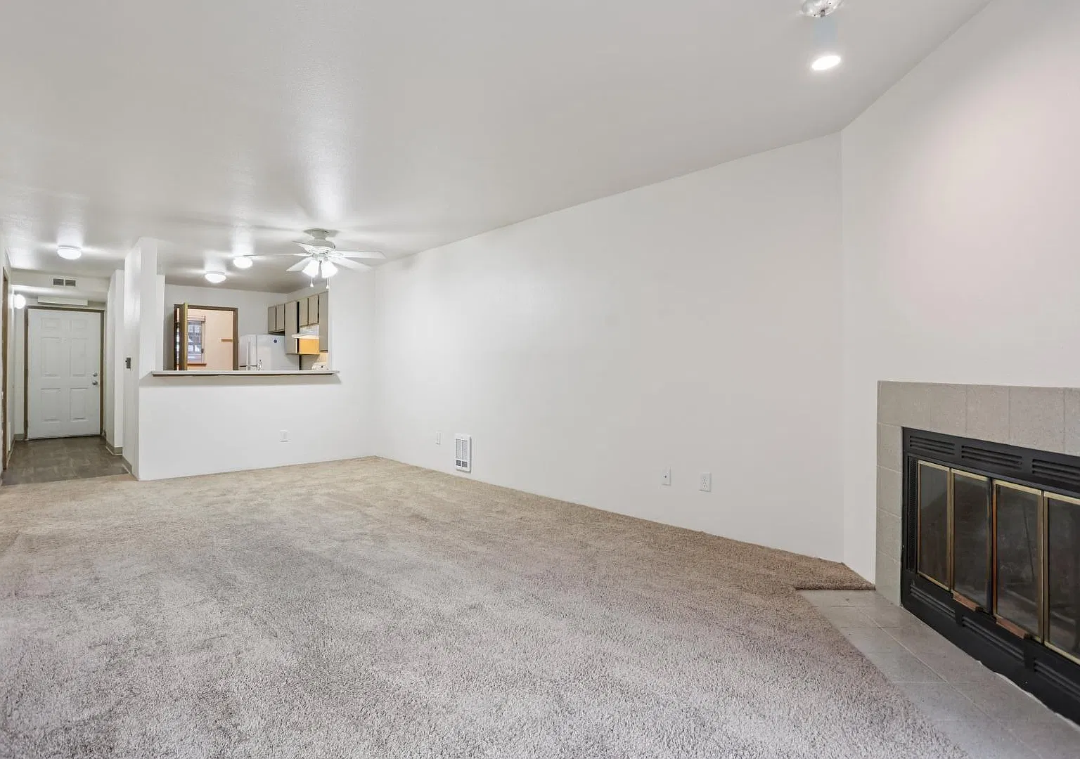3516 204th Street Sw - Poplar-J205 — Photo 2