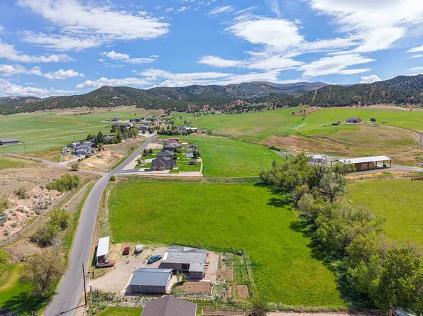 94 E Spring Canyon Rd, Coalville, UT 84017