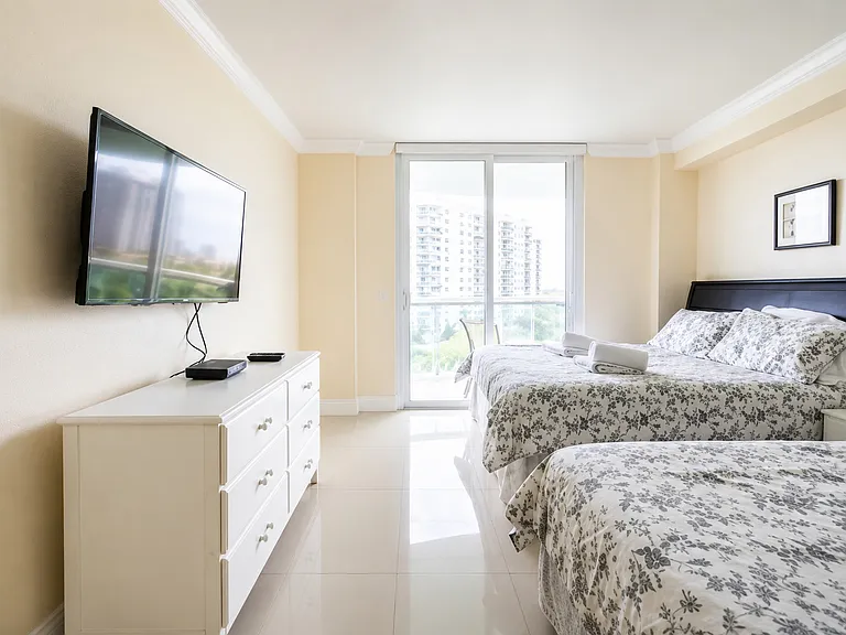 19370 Collins Ave #716 — Photo 16