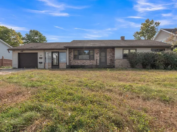 145 Clarendon Ave, Chicopee, MA 01013