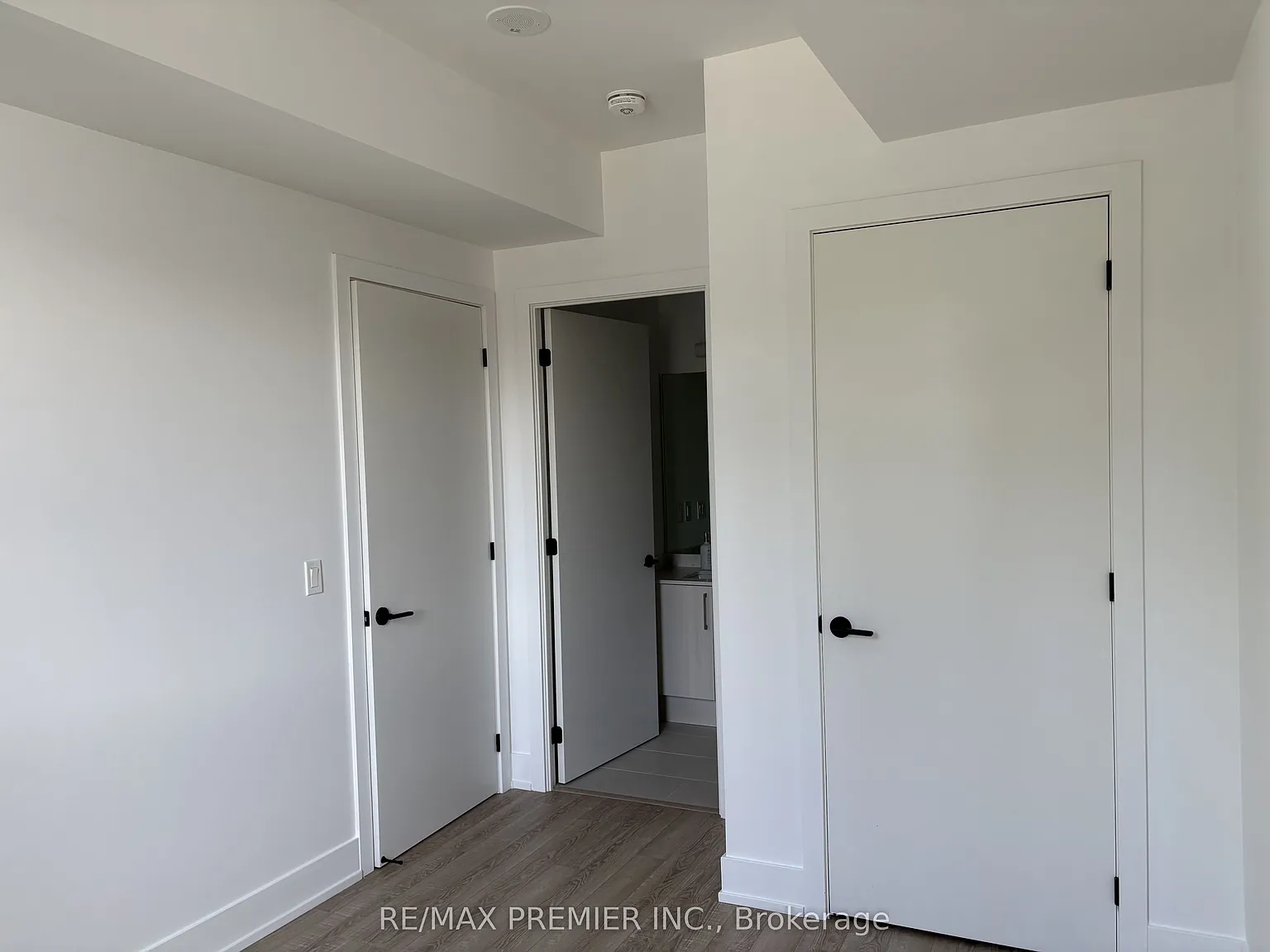 2 bed, $2,600 — Photo 3