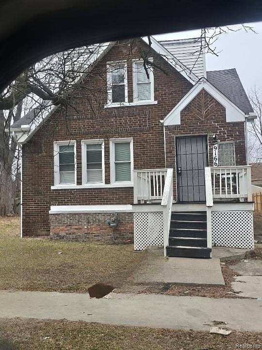 1st image of 9166 Devonshire Rd