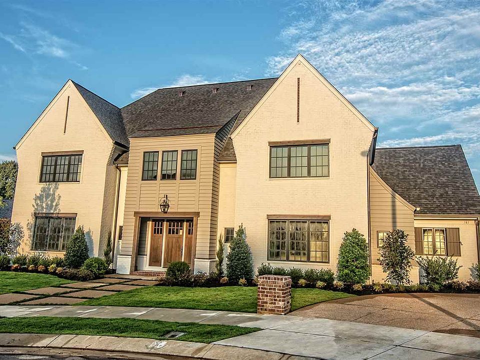 1st image of 581 Winding Wood Cir W