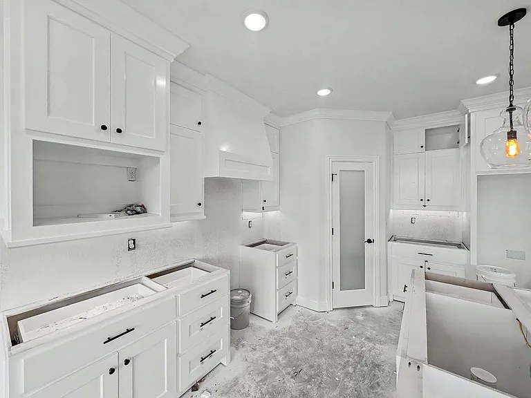 7767 Scenic Valley Ave — Photo 7