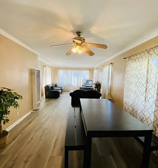 1554 S Stanley Ave — Photo 6