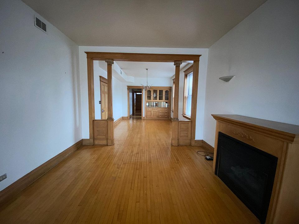 1st image of 1750 W Superior St APT 2