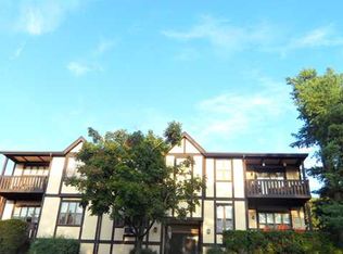 916 Sierra Vista Ln, Valley Cottage, NY 10989