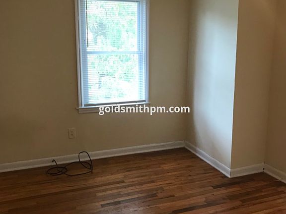 4th image of 10B Averill St