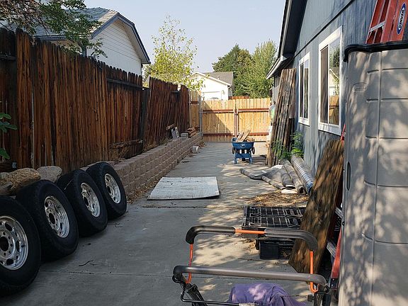 4th image of 7125 Lindsey Ln