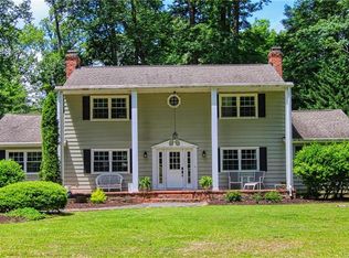 297 E Queens Dr, Williamsburg, VA 23185
