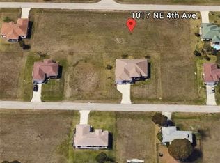 1017 NE 4th Ave, Cape Coral, FL 33909