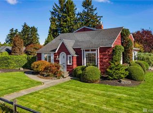 303 18th St NW, Puyallup, WA 98371