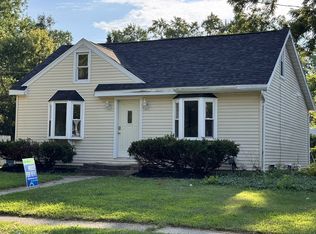 1519 Baker Dr, Kalamazoo, MI 49048