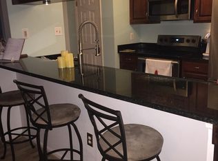 904 Swallow Crest Ct APT F, Edgewood, MD 21040