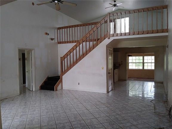 4th image of 12385 81st St