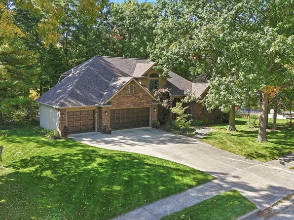 2808 Cliffwood Ln, Fort Wayne, IN 46825
