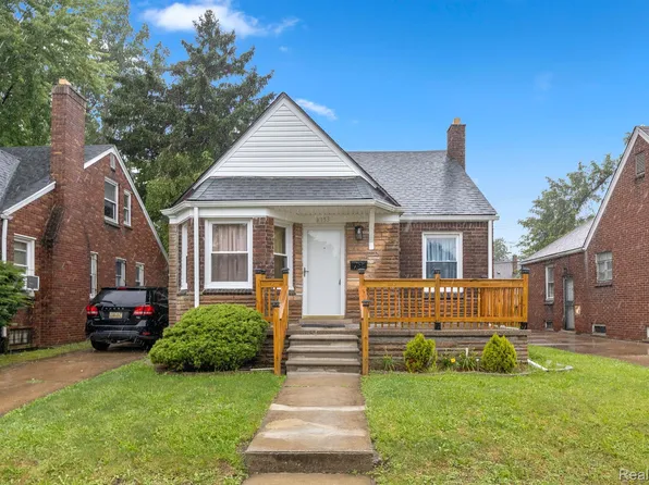 8153 Lauder St, Detroit, MI 48228