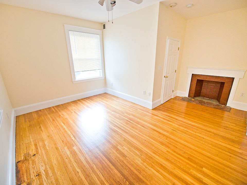 1st image of 35 Pleasant St #1F