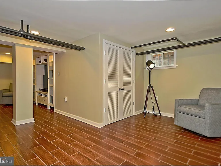 3610 24th St NE — Photo 23