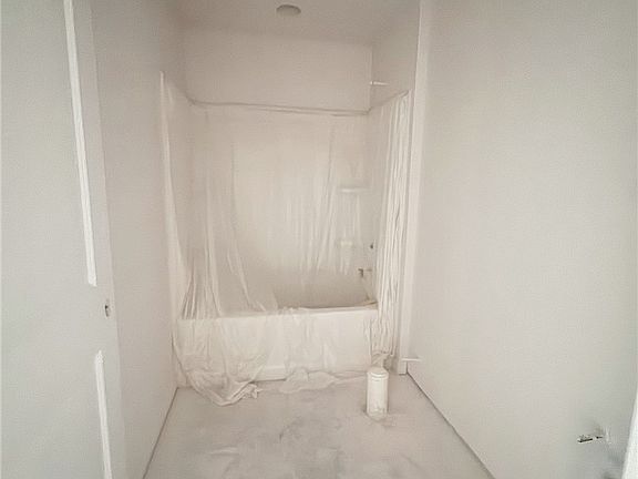 3rd image of 9122 Neesa Dr