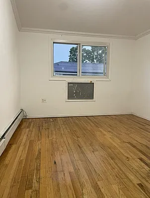 Rented by E Realty International Corp | media 6