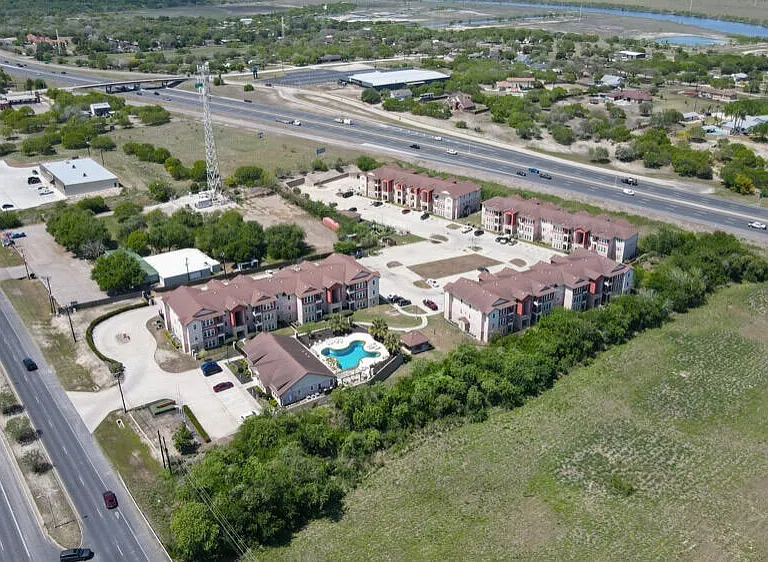 River View at Calallen — Photo 10