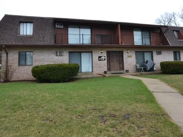 1615 South 115th COURT #4, West Allis, WI 53214