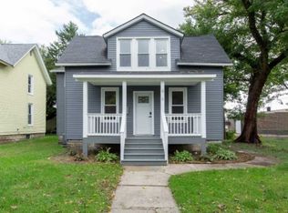 1436 14th St, Moline, IL 61265