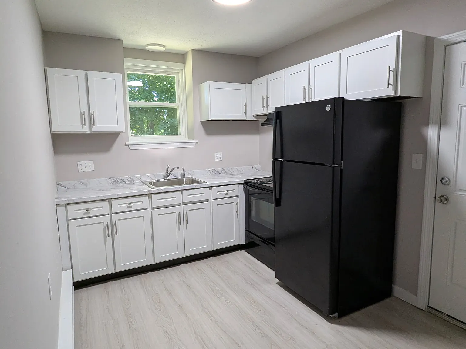 2 bed, $1,475 — Photo 3