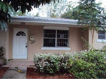 1st image of 208 Washington Dr