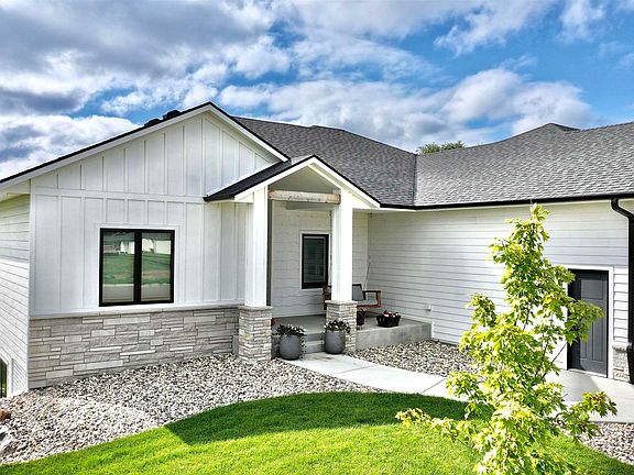 2nd image of 8032 E Norway Pine Trl