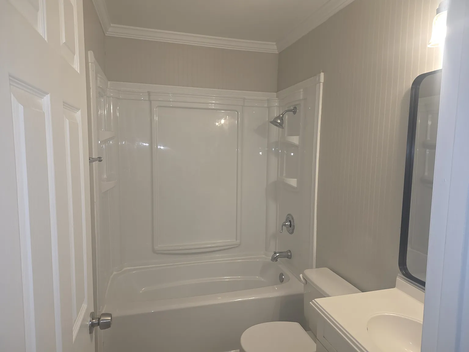 3 bed, 2.5 bath, 1480 sqft, $2,650 — Photo 4