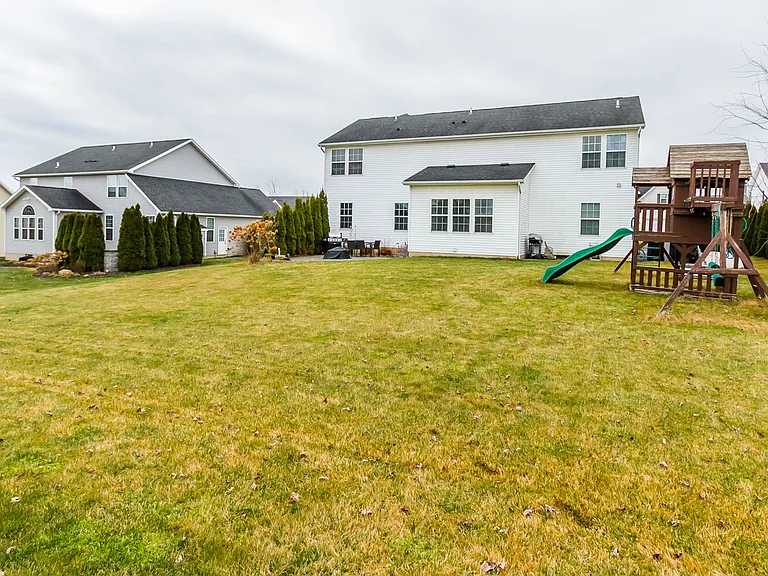 9 Chriswell Ln — Photo 36