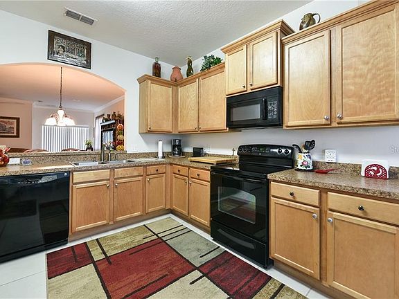 3rd image of 1811 Centennial Ave