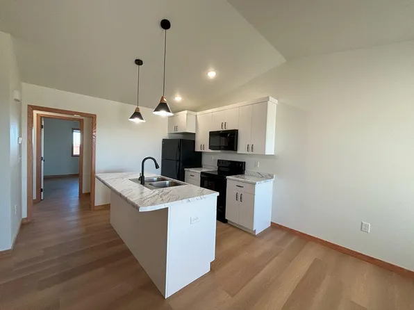 Vesper Ridge, 1006 Vesper Ave #Dabcb2811, Lake Norden, SD 57248