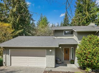11649 NE Sunset Loop, Bainbridge Island, WA 98110