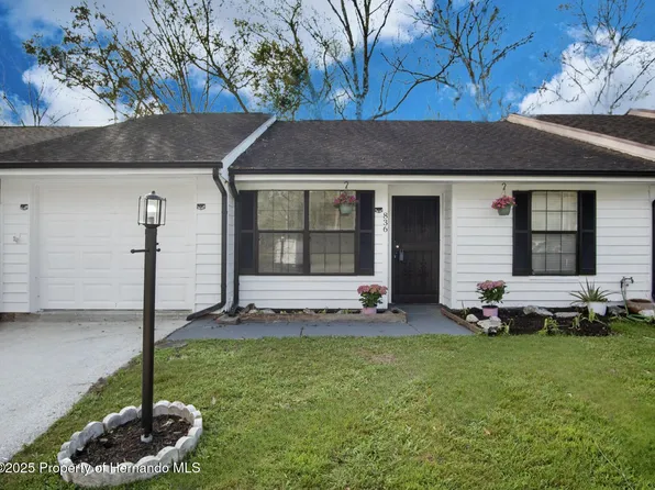 836 Village Dr, Brooksville, FL 34601