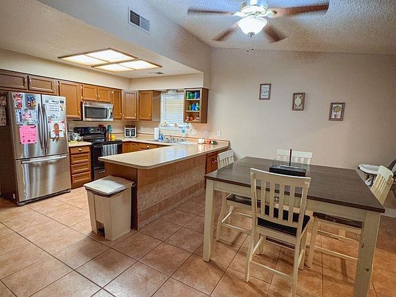 5th image of 3401 Sunnyview Ave