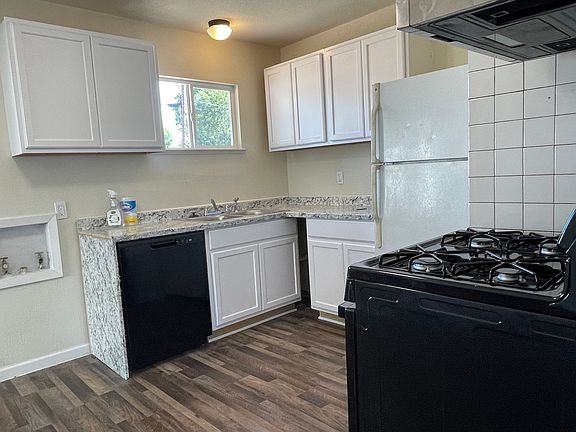 2nd image of 8341 Campanella Dr