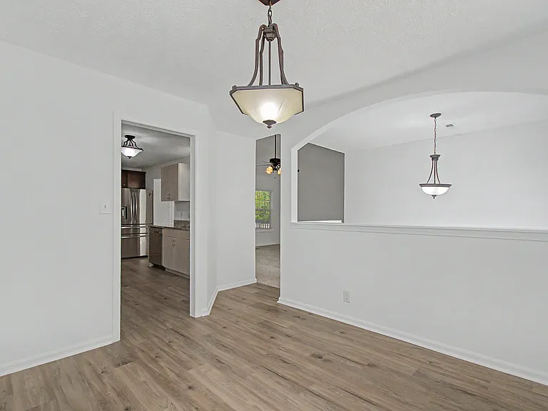 1371 Constitution Dr — Photo 14